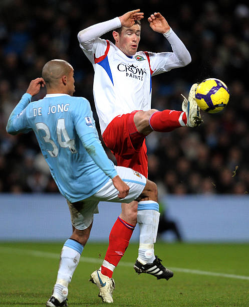 况下通过顽 况下通过顽